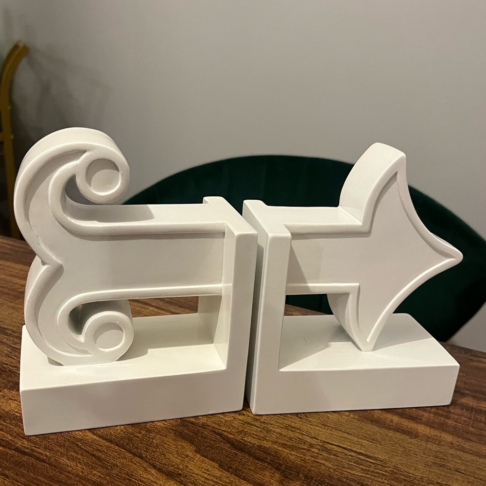 Jonathan Adler Happy Chic Arrow Book Ends